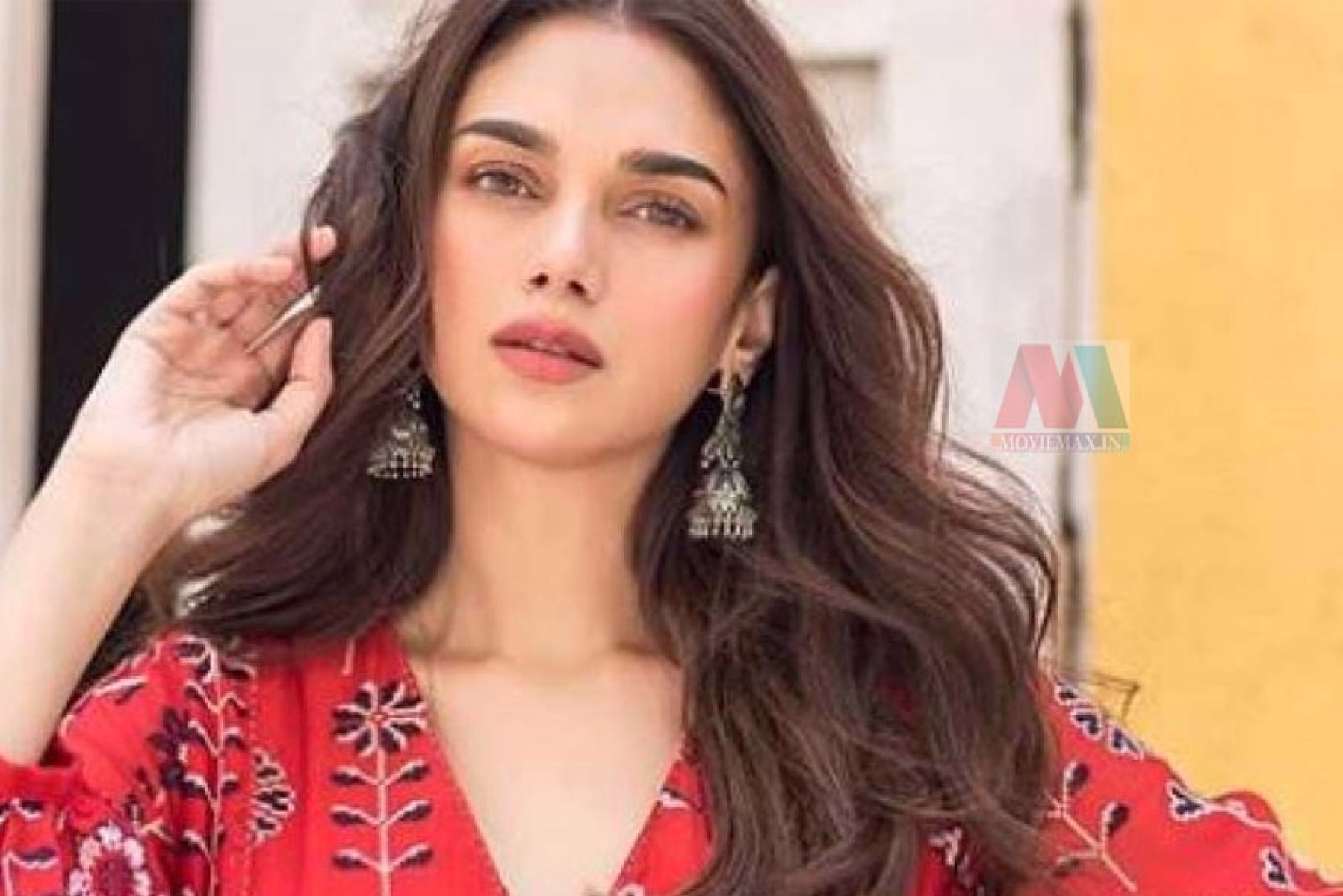 വില്ലത്തി റോളില്‍ അഥിതി എത്തുന്നു സുജാതയുടെ നെഗറ്റീവ് റോള്‍ കാത്ത് ആരാധകര്‍ 