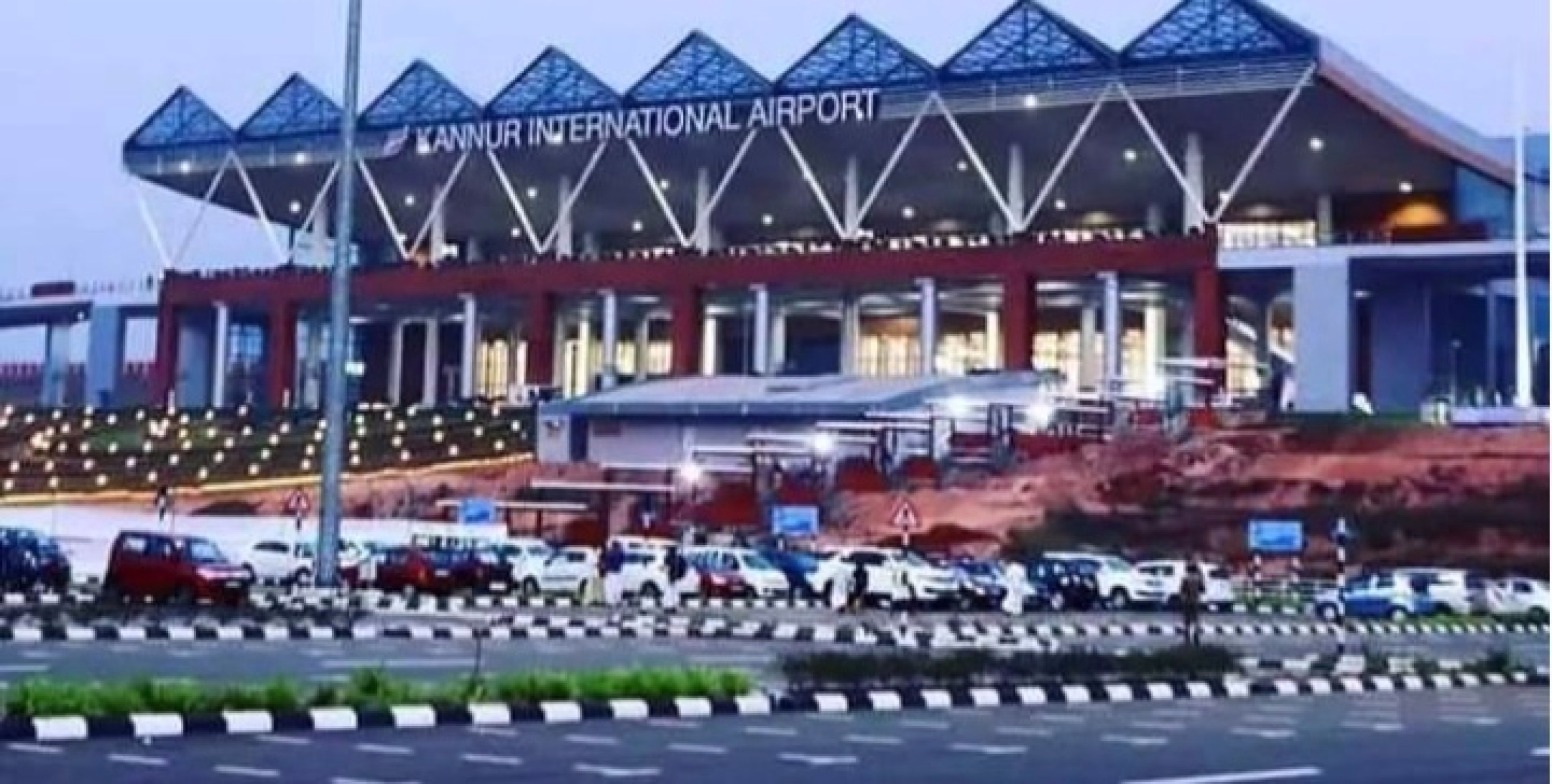 കോവി​ഡ് വ​ക​ഭേ​ദം ഒ​മി​ക്രോ​ണ്‍ ദ​ക്ഷി​ണാ​ഫ്രി​ക്ക​യി​ല്‍ ക​ണ്ടെ​ത്തി​യ പ​ശ്ചാ​ത്ത​ല​ത്തി​ല്‍ ക​ണ്ണൂ​ര്‍ വിമാനത്താവളത്തില്‍ പരിശോധന കര്‍ശനമാക്കും 