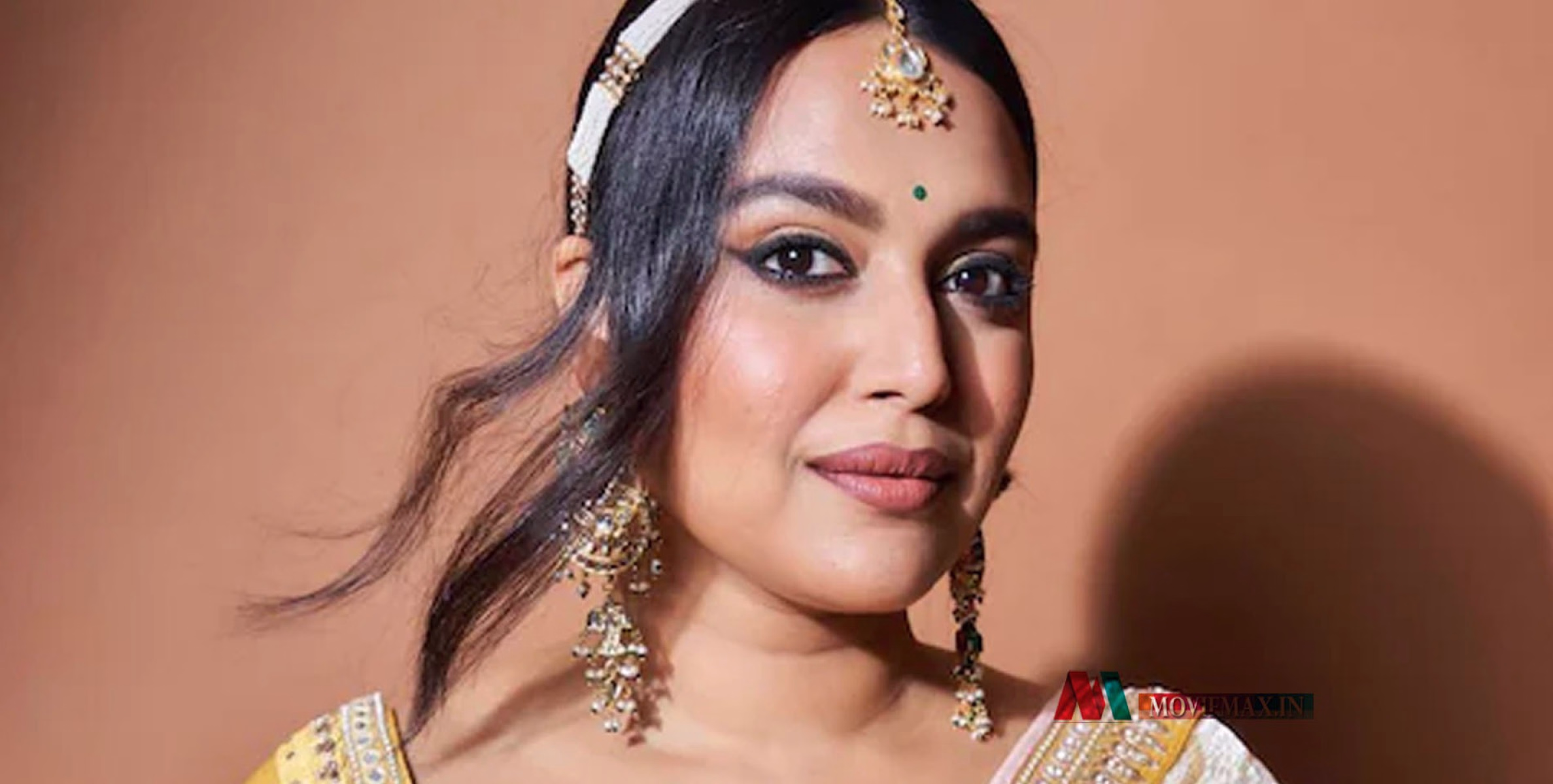 'നമ്മളെല്ലാം ബൈ സെക്ഷ്വലാണ്, ആ രാഷ്ട്രീയക്കാരിയോട് ക്രഷ് തോന്നിയിട്ടുണ്ട്'; തുറന്ന് പറഞ്ഞ് ബോളിവു‍ഡ് നടി സ്വരാ ഭാസ്കര്‍