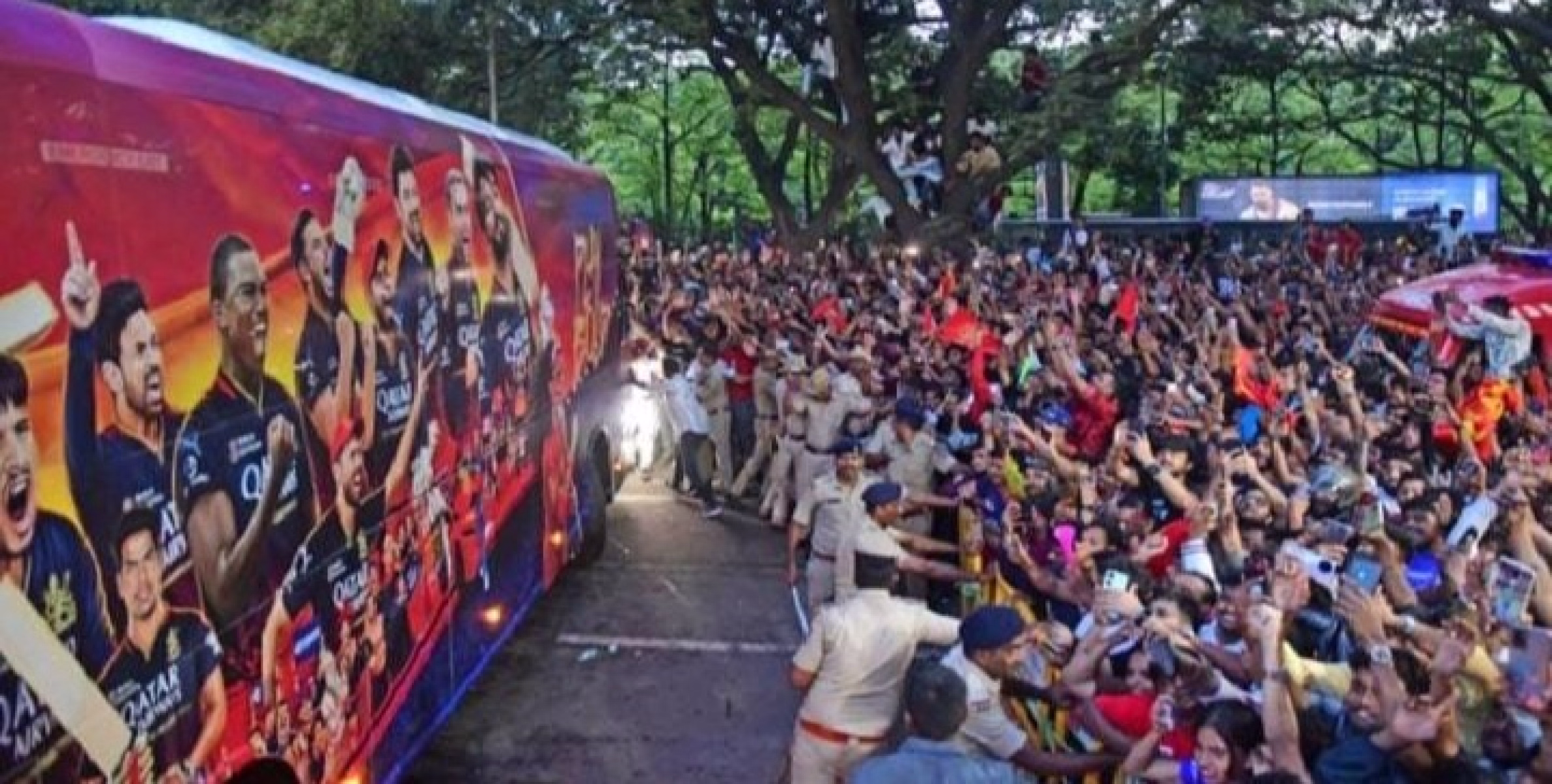 ചിന്നസ്വാമി സ്റ്റേഡിയം ദുരന്തം; മരിച്ചവരുടെ കുടുംബങ്ങൾക്കുള്ള സഹായധനം വർധിപ്പിച്ച് RCB