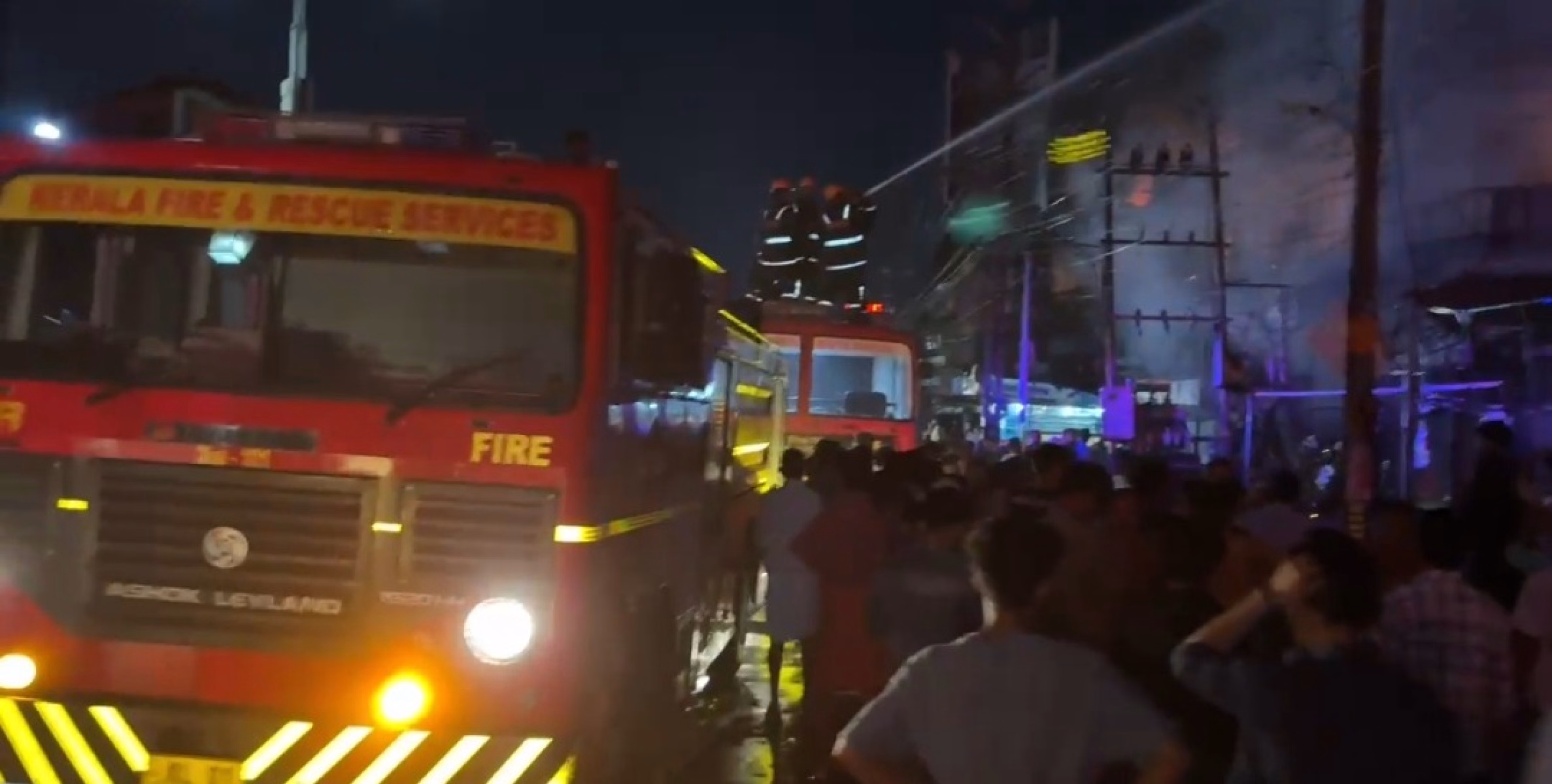 തളിപ്പറമ്പ് തീപിടുത്തം: അന്വേഷണം നടത്തുമെന്ന് കളക്ടർ അരുൺ കെ വിജയൻ