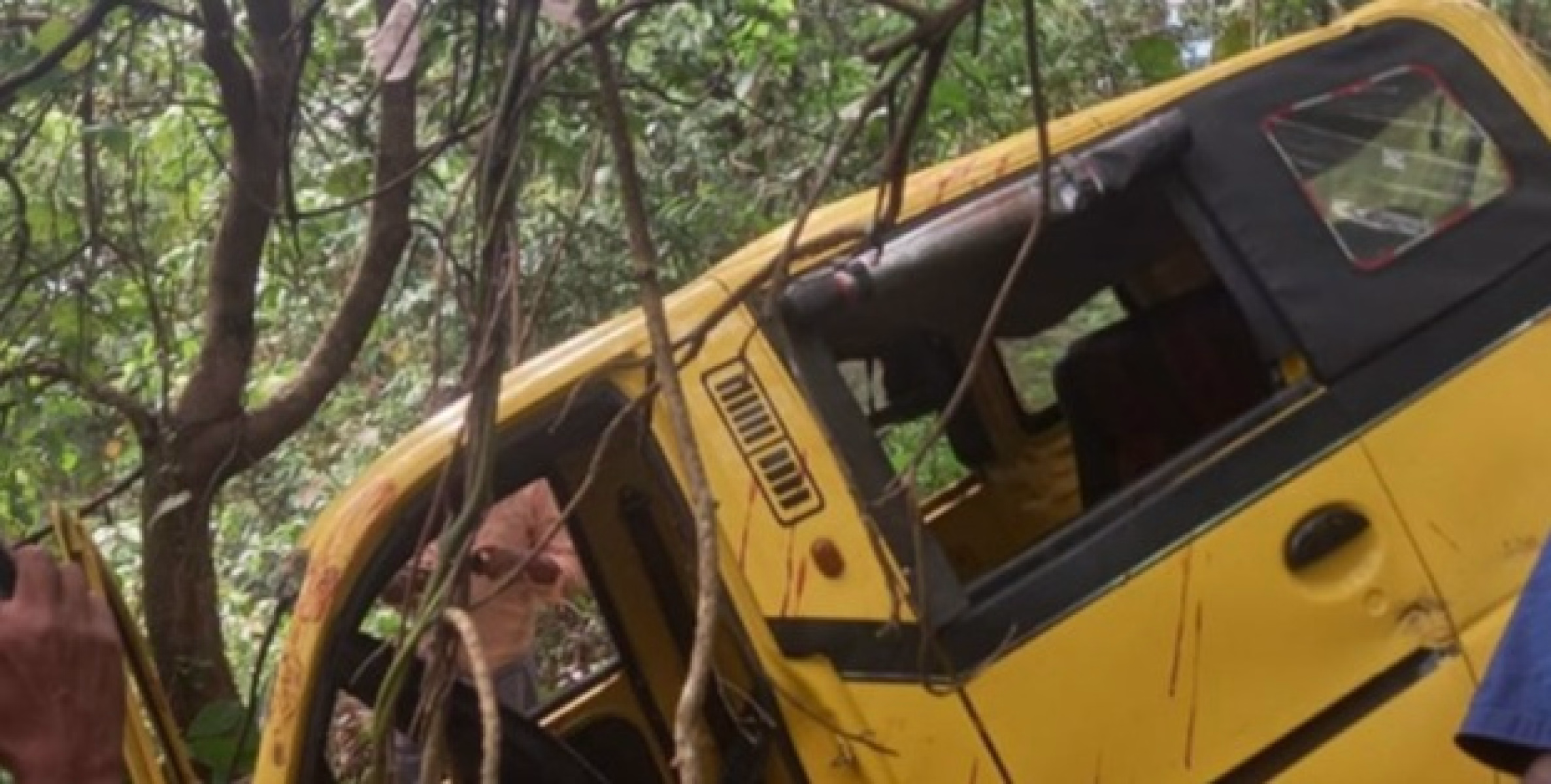 വാണിയപാറയിൽ ഓട്ടോ ടാക്‌സി മറിഞ്ഞു