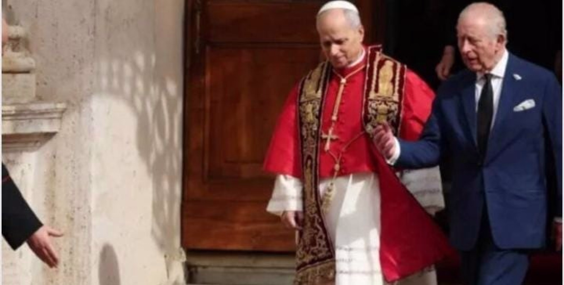 മാര്‍പാപ്പയുമായി സംയുക്ത പ്രാര്‍ത്ഥന നടത്തി ബ്രിട്ടീഷ് രാജാവ്; 500 വര്‍ഷങ്ങള്‍ക്കിടയില്‍ ആദ്യം