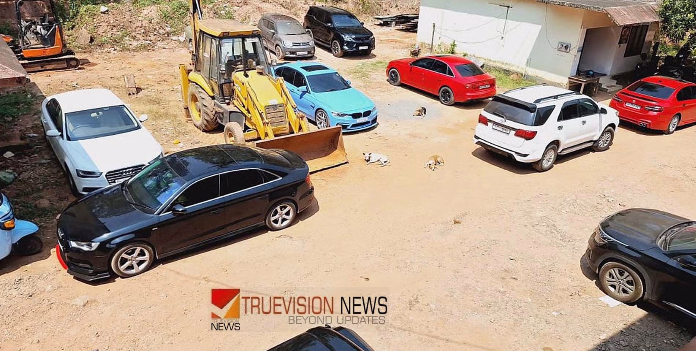 കോഴിക്കോട് സെന്റ് ഓഫ് ആഘോഷിക്കാന്‍ ആഡംബര വാഹനങ്ങളുമായി പ്ലസ് ടു വിദ്യാര്‍ഥികള്‍; കേസെടുത്ത് പൊലീസ്