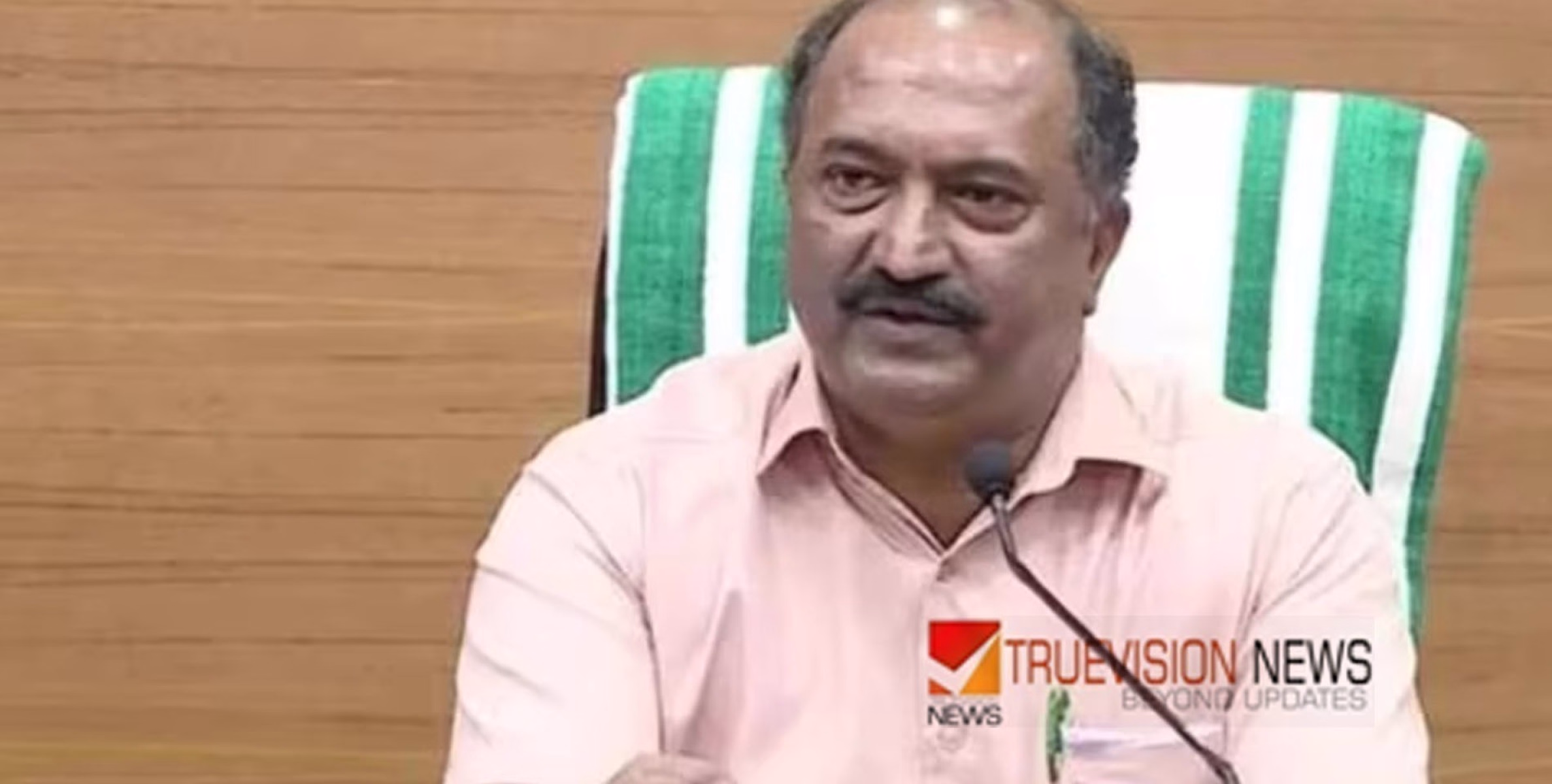 ക്ഷേമ പെൻഷൻ വിതരണം 25 മുതൽ; 1050 കോടി രൂപ അനുവദിച്ചതായി ധനമന്ത്രി കെ.എൻ. ബാലഗോപാൽ