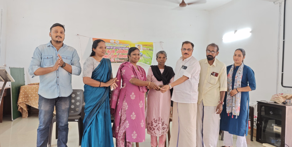 ആറളം പട്ടികവർഗ പുനരധിവാസ മേഖലയിൽ JLG അംഗങ്ങൾക്ക് ഏകദിന പരിശീലനവും പച്ചക്കറി വിത്ത് വിതരണവും സംഘടിപ്പിച്ചു.