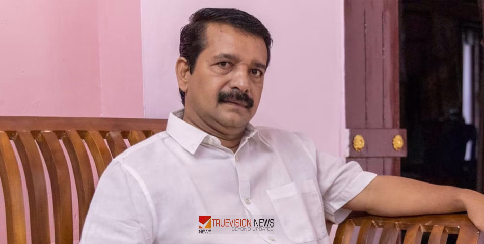 'പാർട്ടി വിരുദ്ധനല്ല, ഗോവിന്ദന്റെ വാക്കുകൾ വേദനിപ്പിച്ചു, വി.എസിന്റെ മകൻ മത്സരിക്കാനെത്തിയാൽ തീരുമാനത്തിൽ പുനർവിചിന്തനം'; എ. സുരേഷ്