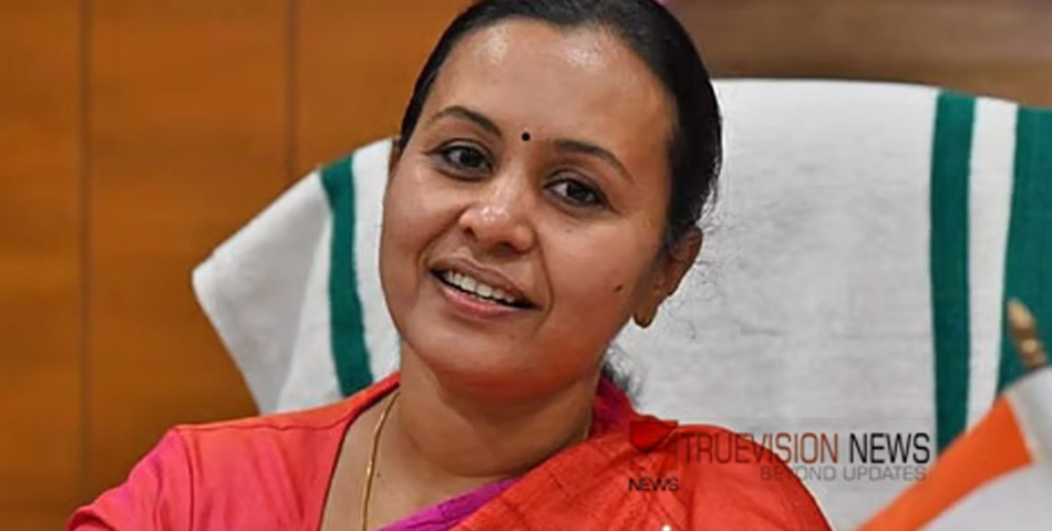 പ്രസവ ശസ്ത്രക്രിയക്കിടെ കുഞ്ഞ് മരിച്ച സംഭവം; അടിയന്തര അന്വേഷണത്തിന് ഉത്തരവിട്ട് ആരോഗ്യവകുപ്പ് മന്ത്രി