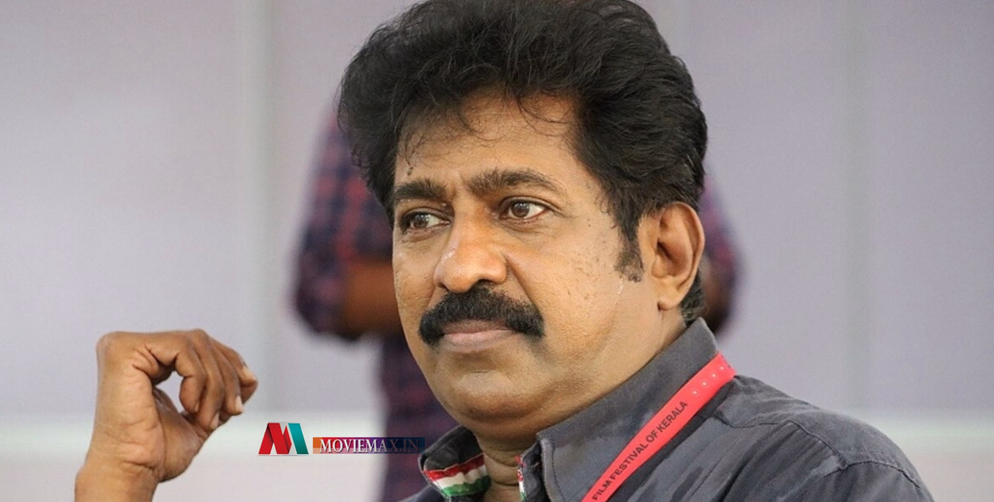 ഇടതുപക്ഷത്തോടുള്ള പ്രേംകുമാറിന്റെ പിണക്കം മുതലെടുക്കാൻ കോൺഗ്രസ്; നടനുമായി നേതാക്കൾ ചർച്ച നടത്തി